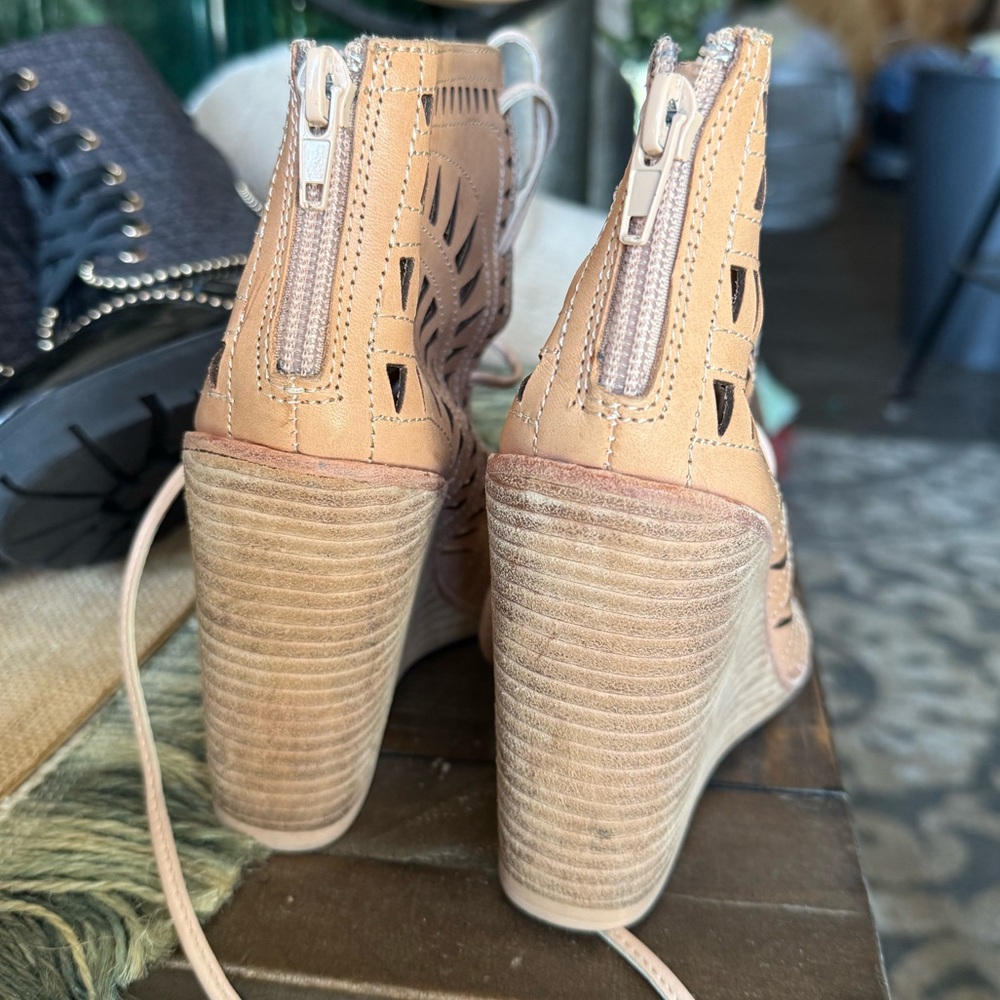 SHOES BUNDLE SIZE 5.5-6 booties & wedges small size shoes - Picture 12 of 15
